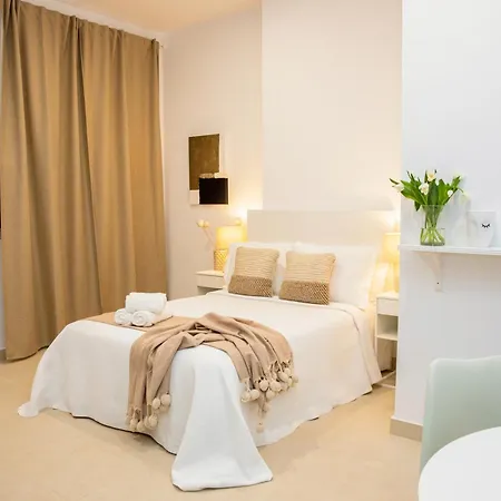 Apartamentos La Tahona Cádiz Centro-3